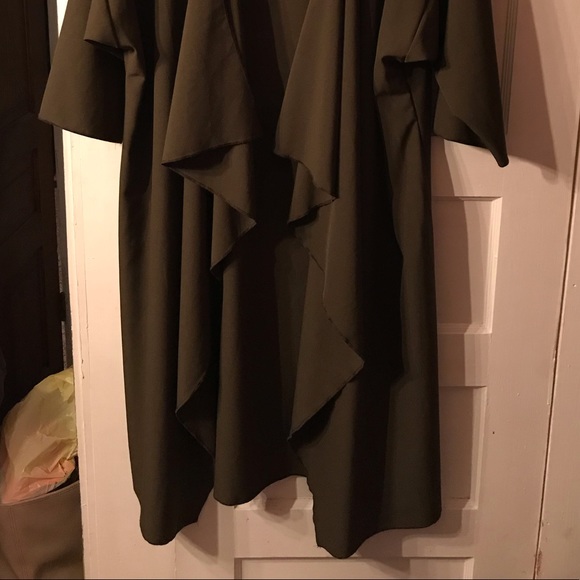 Shirley - LuLaRoe - L - Solid Dark Olive Green - Picture 2 of 4